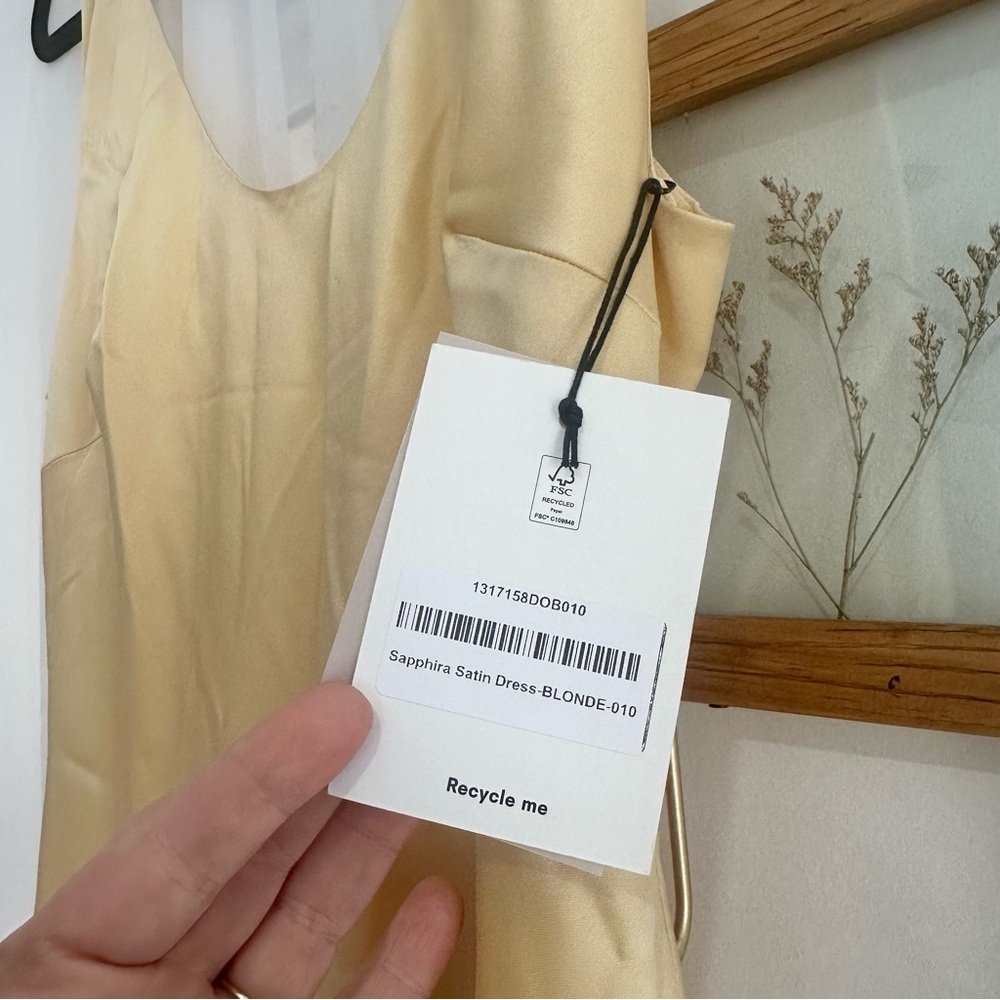 NEW Reformation Sapphira Satin Maxi Dress Blonde Yellow NWT - Picture 4 of 7